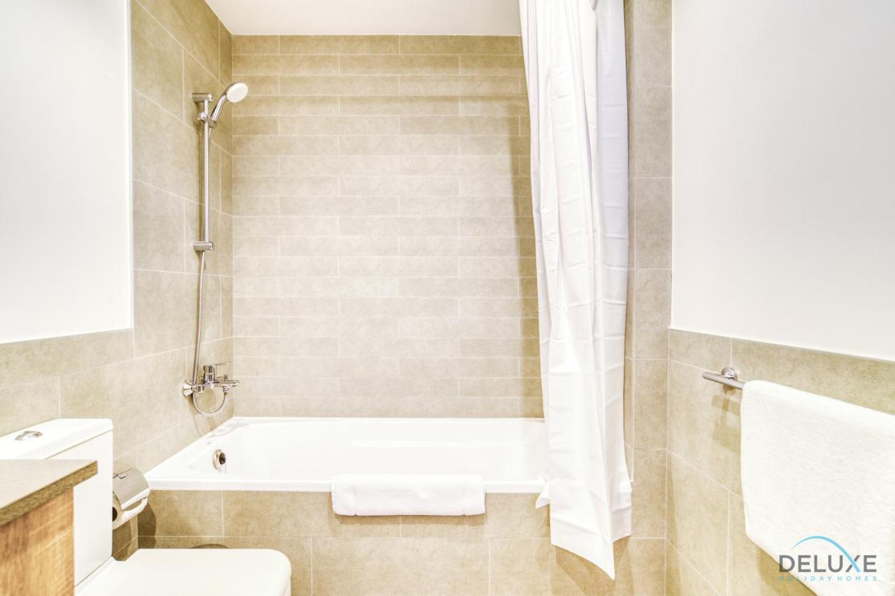 Sophisticated 1Br At Town Square Rawda Dubailand By Deluxe Holiday Homes 外观 照片